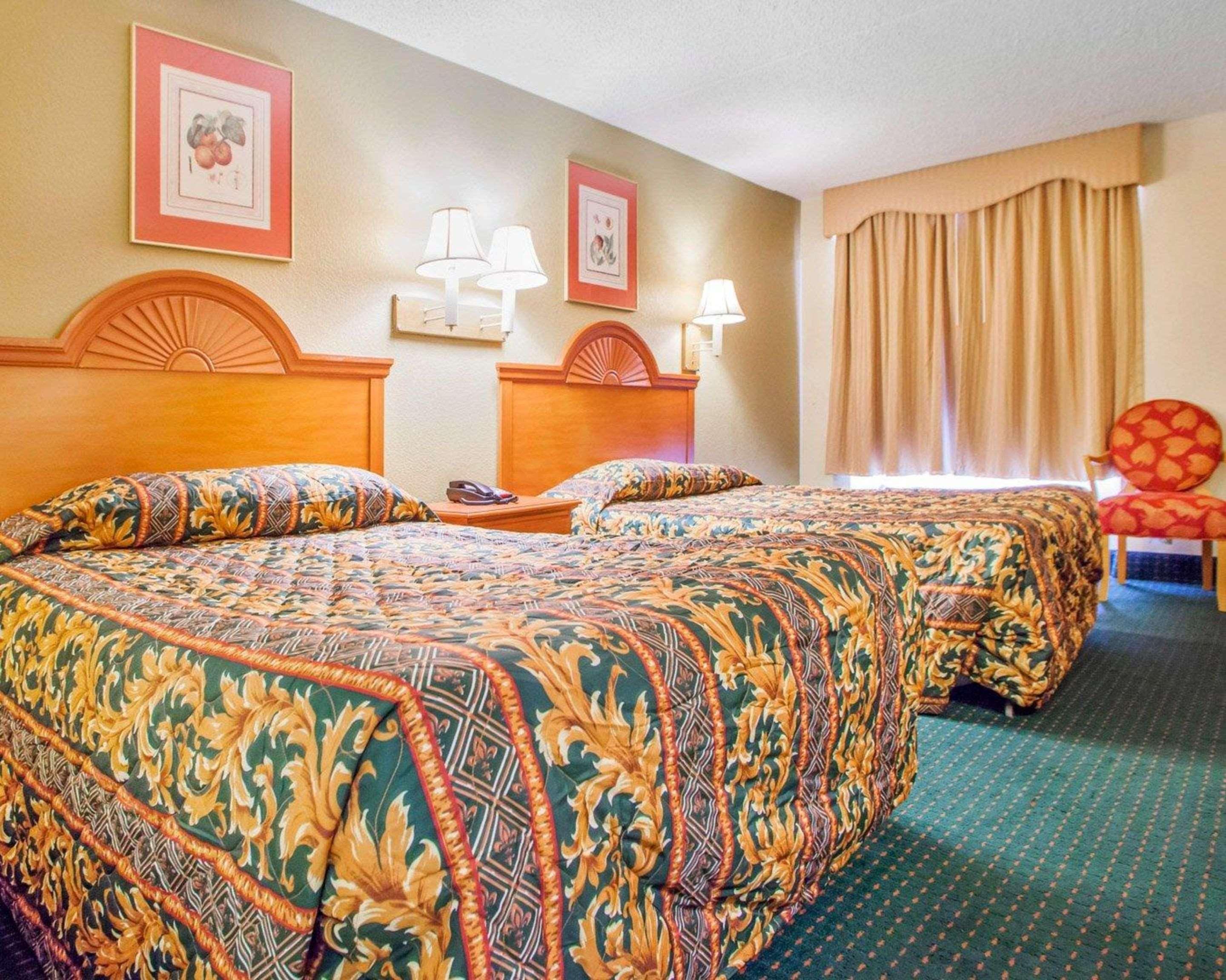 Rodeway Inn Mount Laurel Hwy 73 Extérieur photo