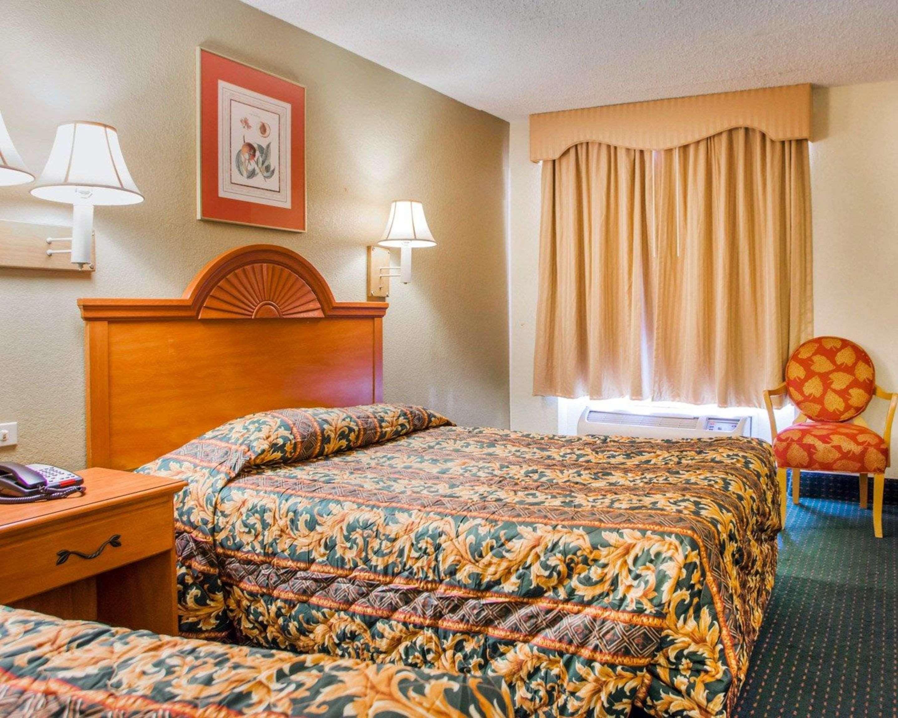 Rodeway Inn Mount Laurel Hwy 73 Extérieur photo