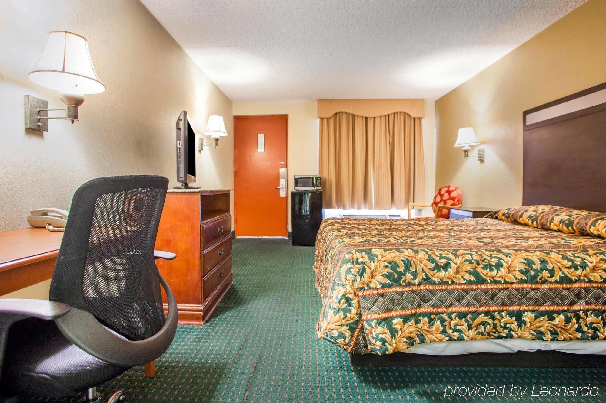 Rodeway Inn Mount Laurel Hwy 73 Extérieur photo