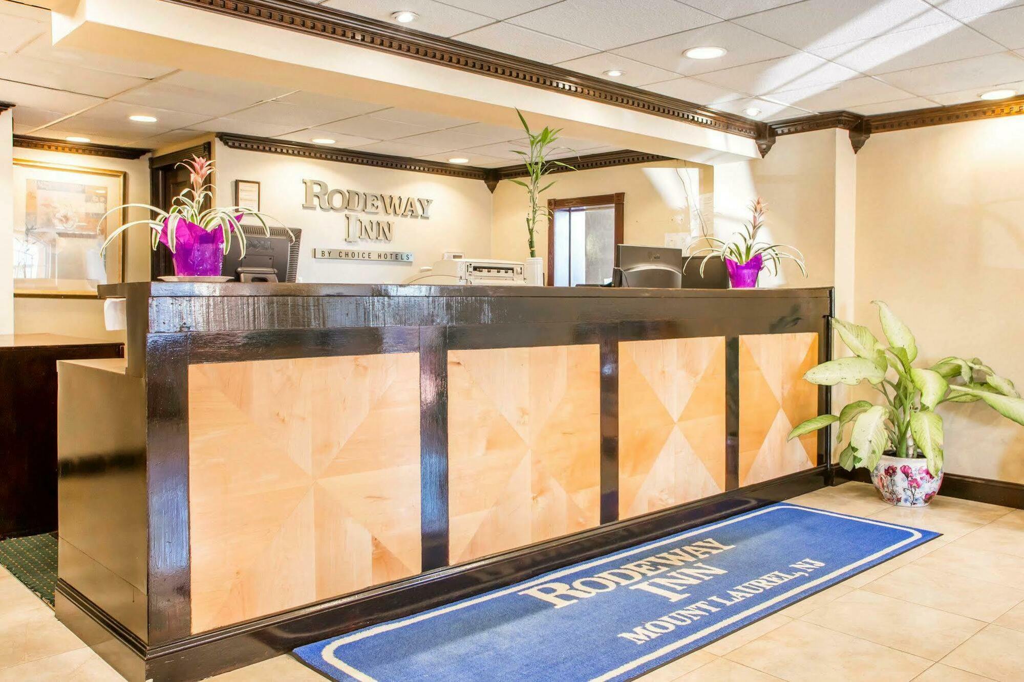 Rodeway Inn Mount Laurel Hwy 73 Extérieur photo