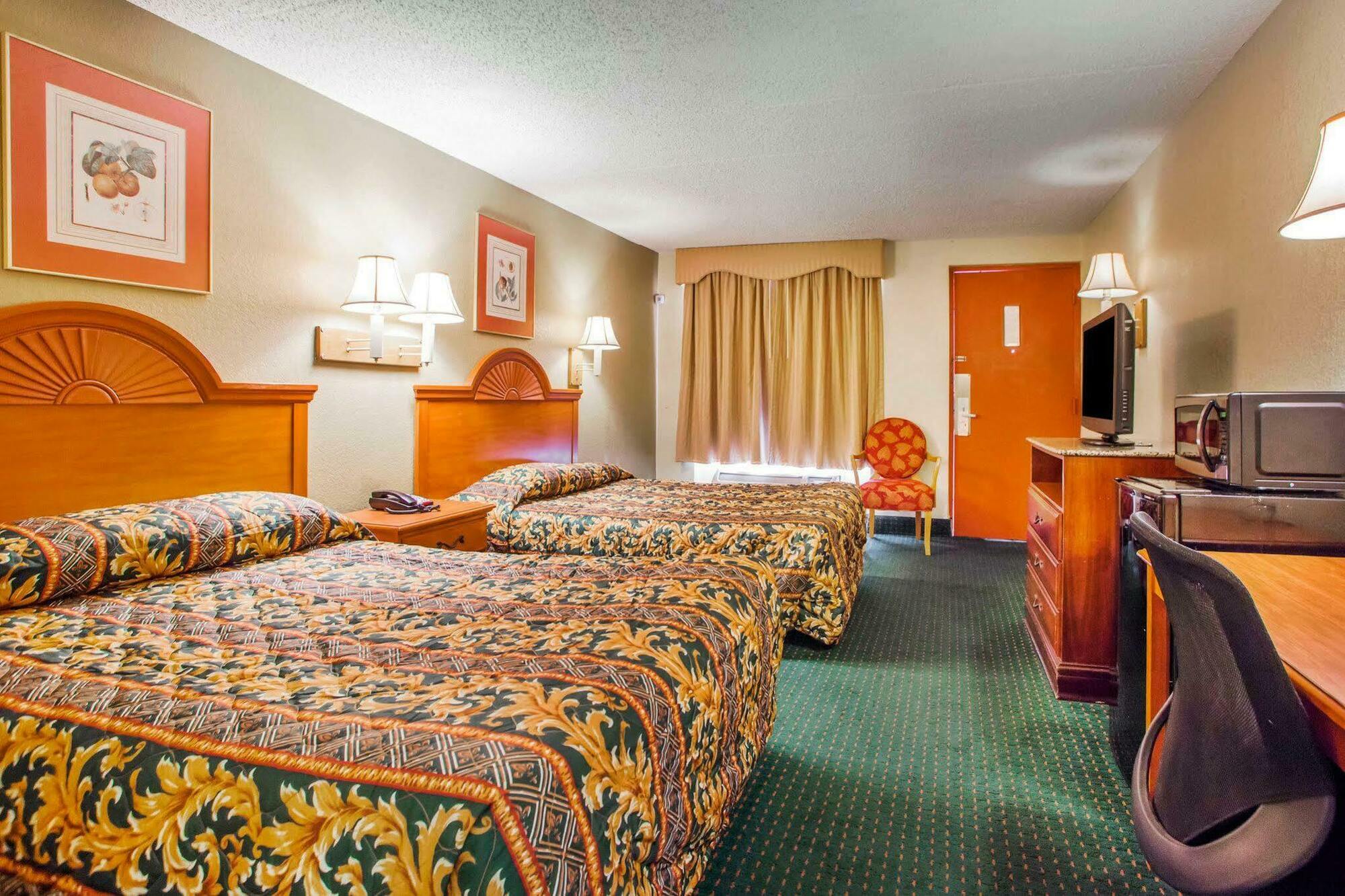 Rodeway Inn Mount Laurel Hwy 73 Extérieur photo