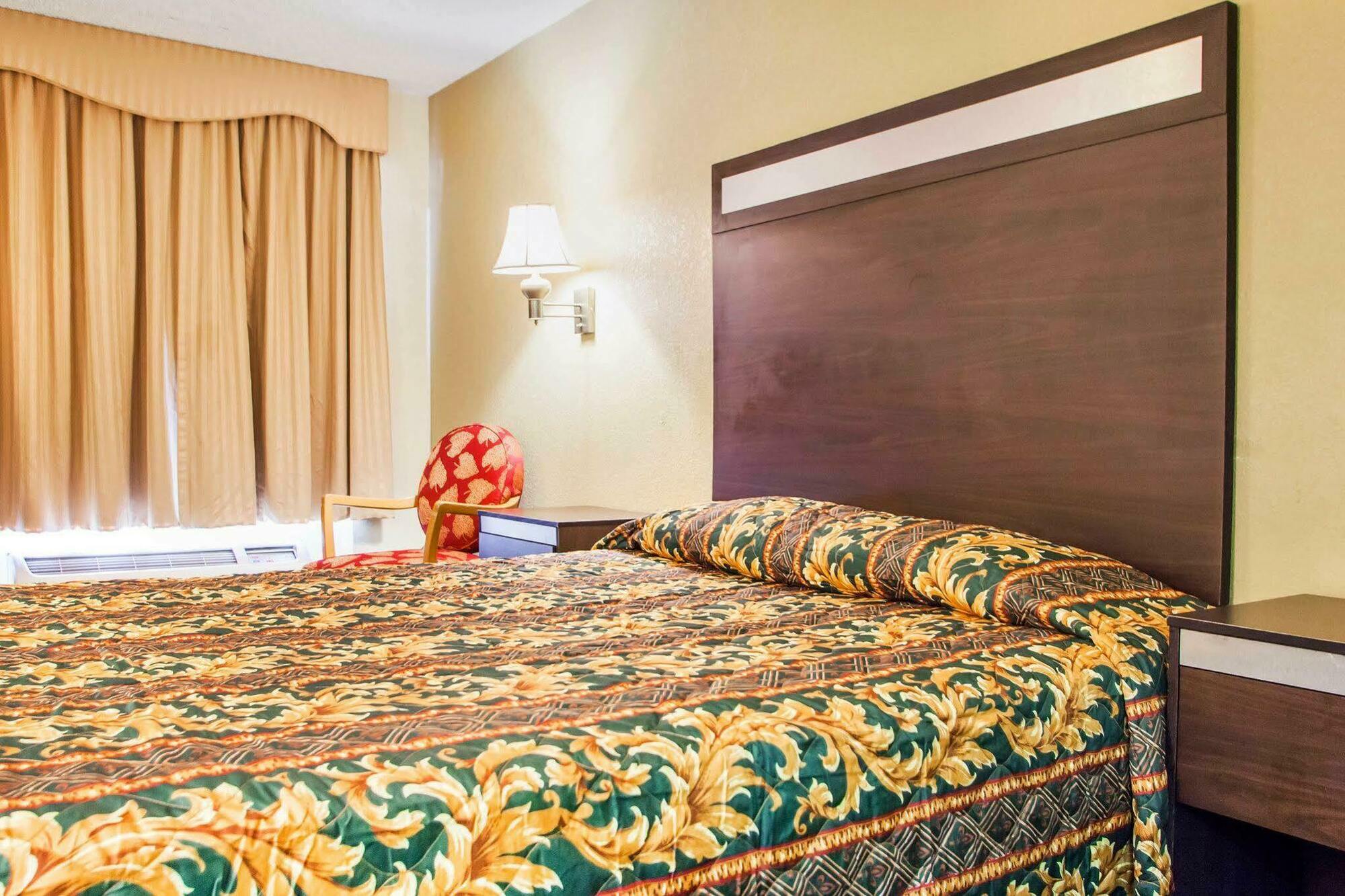 Rodeway Inn Mount Laurel Hwy 73 Extérieur photo